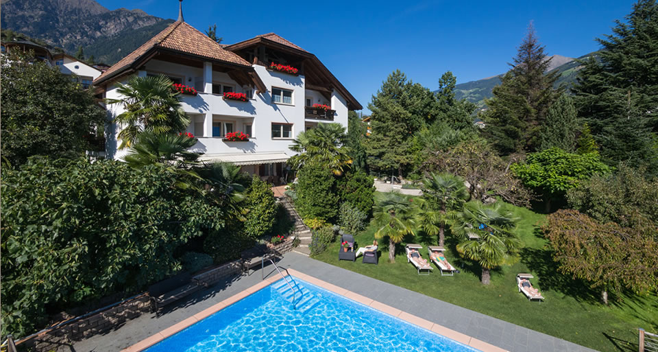 Residence Reinstaller mit Schwimmbad - Dorf Tirol